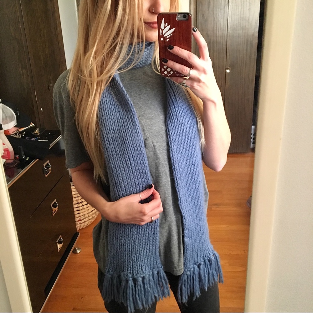 Light Blue Knit Scarf